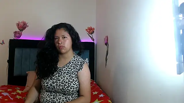 Snapshot of KARLYXS chatting on 03-14-26, 12:43 KARLYXS online show from 03-14-26, 12:43