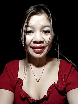 Snapshot of Yiyi102300 chatting on 03-18-26, 03:15 Yiyi102300 online show from 03-18-26, 03:15