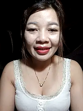 Yiyi102300 online show from 04-02-26, 12:58