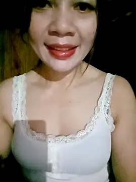 Yiyi102300 online show from 05-10-26, 11:21