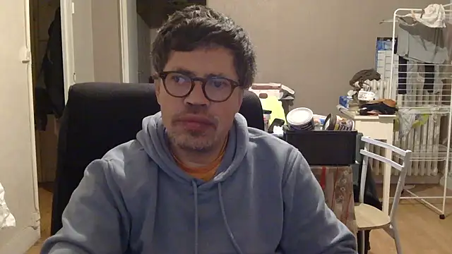 Snapshot of calou123 chatting on 03-19-26, 07:07 calou123 online show from 03-19-26, 07:07