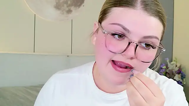WendyPage online show from 07-27-26, 03:52
