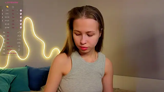Emma dream  online show from 06-24-26, 01:37