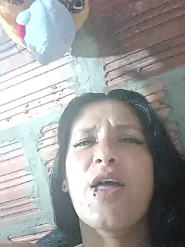 Snapshot of sofiamartinezx chatting on 04-01-26, 06:16 sofiamartinezx online show from 04-01-26, 06:16