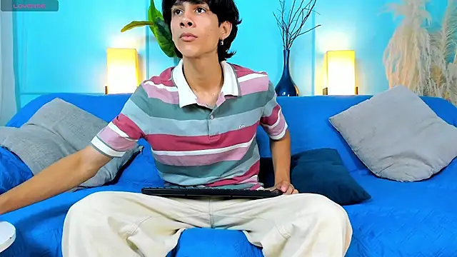 Cheys Mast online show from 03-21-26, 03:15