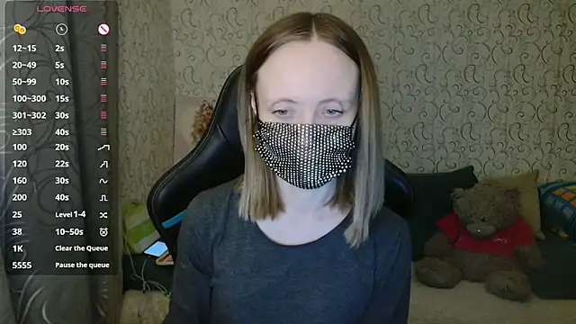 Snapshot of Cleo_Sertori_ chatting on 03-15-26, 04:02 Cleo Sertori online show from 03-15-26, 04:02