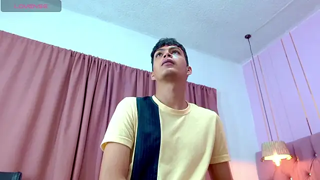 Snapshot of GEREMIASKING chatting on 03-17-26, 12:41 GEREMIASKING online show from 03-17-26, 12:41