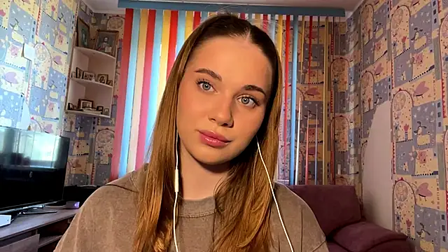 Snapshot of Miss_Blessnyth chatting on 05-06-26, 06:08 Miss Blessnyth online show from 05-06-26, 06:08
