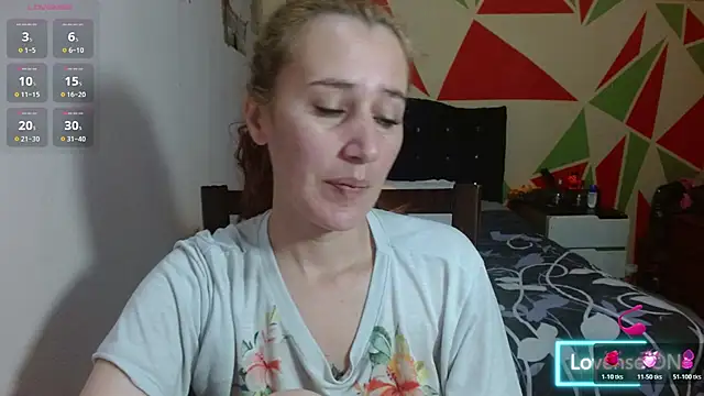Snapshot of Mariam_wish chatting on 06-23-26, 05:44 Mariam wish online show from 06-23-26, 05:44