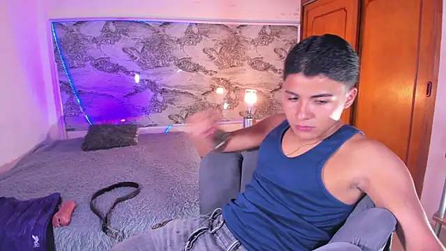 Snapshot of Liam_Dustin chatting on 03-19-26, 09:30 Liam Dustin online show from 03-19-26, 09:30