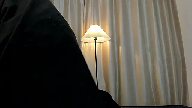 Snapshot of Ethan_qop chatting on 06-19-26, 11:03 Ethan qop online show from 06-19-26, 11:03
