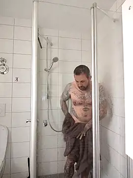 Bennygerner1991 online show from 04-18-26, 12:42