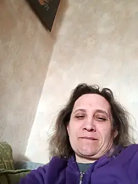 KatieLove133 online show from 04-18-26, 08:29