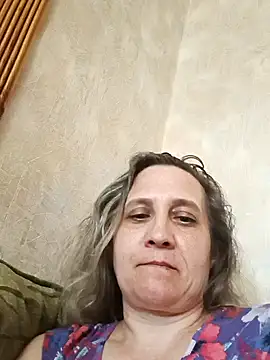 KatieLove133 online show from 07-04-26, 11:38