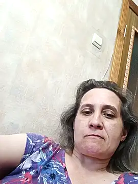 KatieLove133 online show from 08-02-26, 10:14