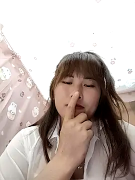 Lucxy-ki6 online show from 03-15-26, 01:28