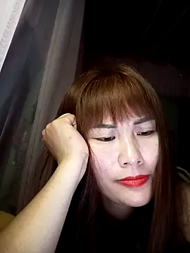 Lucxy-ki6 online show from 04-13-26, 02:33