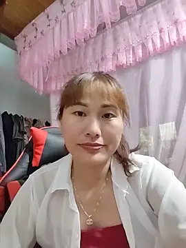 Lucxy-ki6 online show from 06-10-26, 04:56