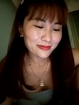 Snapshot of Lucxy-ki6 chatting on 07-23-26, 02:48 Lucxy-ki6 online show from 07-23-26, 02:48