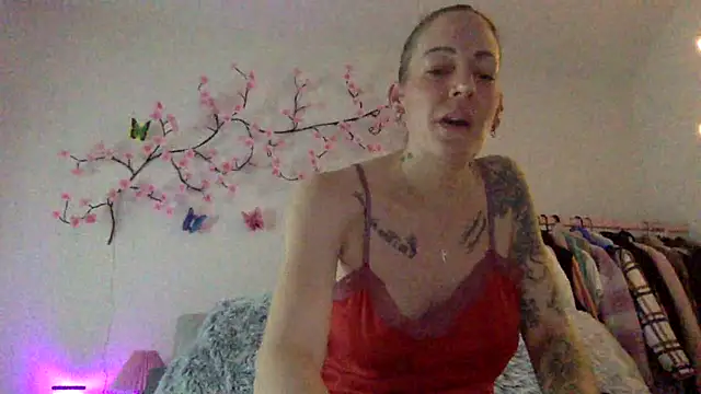 Snapshot of SweetChaosX chatting on 03-16-26, 02:10 SweetChaosX online show from 03-16-26, 02:10