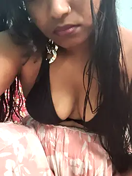 hotmiki online show from 06-05-26, 01:45