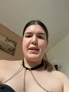 Snapshot of BettyyBlue chatting on 05-04-26, 12:34 BettyyBlue online show from 05-04-26, 12:34