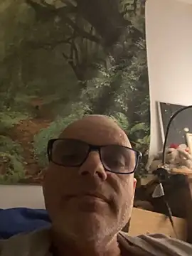 Snapshot of Thomate24 chatting on 05-03-26, 07:53 Thomate24 online show from 05-03-26, 07:53