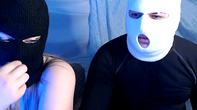 Snapshot of Silvia_Leonardo chatting on 03-25-26, 06:36 Silvia Leonardo online show from 03-25-26, 06:36