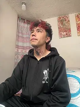 Snapshot of Angel_Damiian chatting on 03-17-26, 02:31 Angel Damiian online show from 03-17-26, 02:31