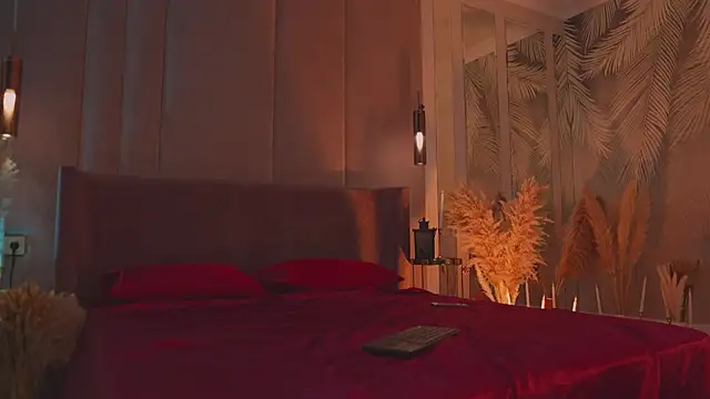 SerenaWest  online show from 03-24-26, 04:01