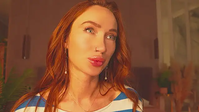 SerenaWest  online show from 04-17-26, 08:01