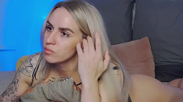 sexy fuzzy socks online show from 04-18-26, 04:27
