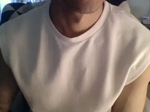 Snapshot of Kent6828 chatting on 03-24-26, 04:39 Kent6828 online show from 03-24-26, 04:39