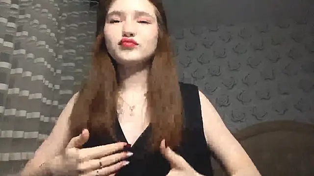 Snapshot of Karenredflag chatting on 03-15-26, 08:15 Karenredflag online show from 03-15-26, 08:15