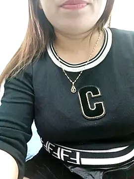 Snapshot of Sury_sexyy chatting on 03-26-26, 02:00 Sury sexyy online show from 03-26-26, 02:00