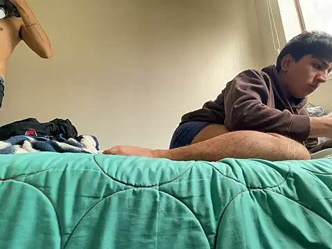 latingaycouple online show from 03-16-26, 05:50