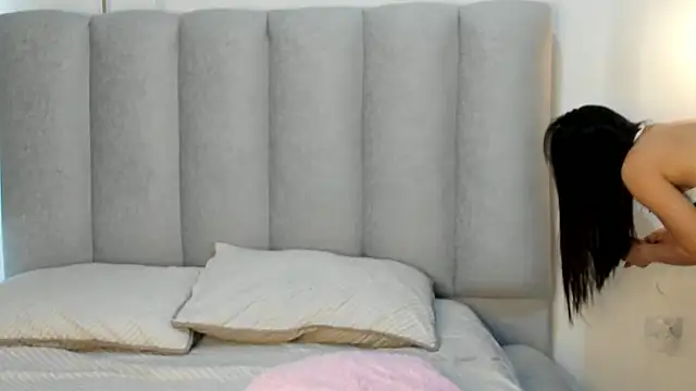 Snapshot of Valentina_lux1 chatting on 05-30-26, 09:23 Valentina lux1 online show from 05-30-26, 09:23