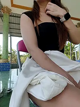 Jeen deer online show from 04-18-26, 12:58