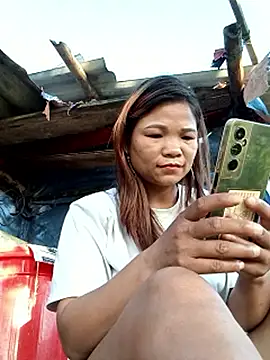 Snapshot of maymay121 chatting on 05-13-26, 11:11 maymay121 online show from 05-13-26, 11:11