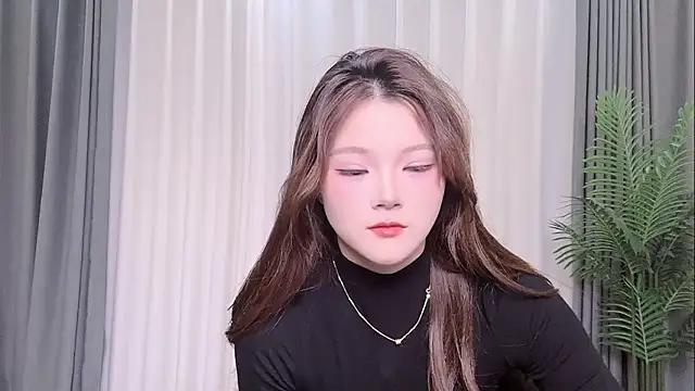 Snapshot of QQ-XINGHE chatting on 03-18-26, 12:52 QQ-XINGHE online show from 03-18-26, 12:52