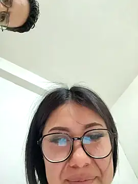 Snapshot of nanybb24 chatting on 03-31-26, 04:02 nanybb24 online show from 03-31-26, 04:02