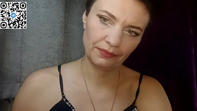 HotMamaQueen234 online show from 04-13-26, 07:19