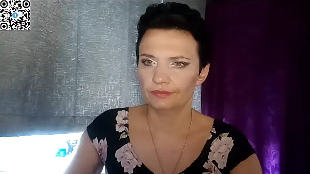 HotMamaQueen234 online show from 06-11-26, 11:19
