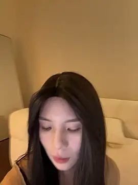 Xiaozuzongo1 online show from 04-23-26, 01:57