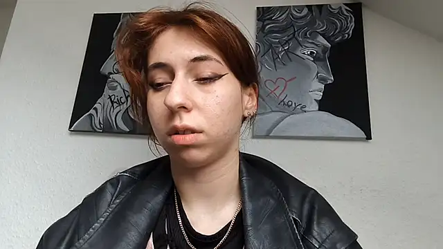 Snapshot of CowledPharos chatting on 03-17-26, 12:30 CowledPharos online show from 03-17-26, 12:30