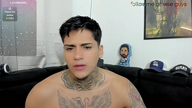 Snapshot of sweetlatinoboy chatting on 05-17-26, 11:28 sweetlatinoboy online show from 05-17-26, 11:28
