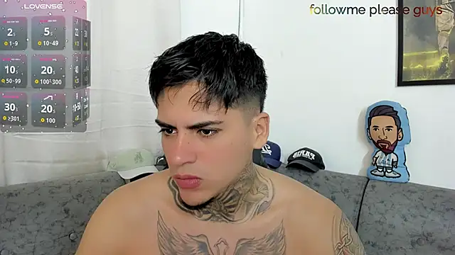 Snapshot of sweetlatinoboy chatting on 06-16-26, 11:57 sweetlatinoboy online show from 06-16-26, 11:57
