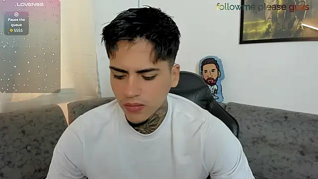 sweetlatinoboy online show from 06-20-26, 12:19