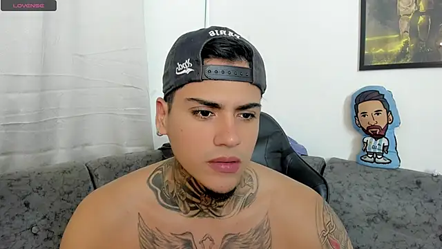 sweetlatinoboy online show from 06-26-26, 11:42