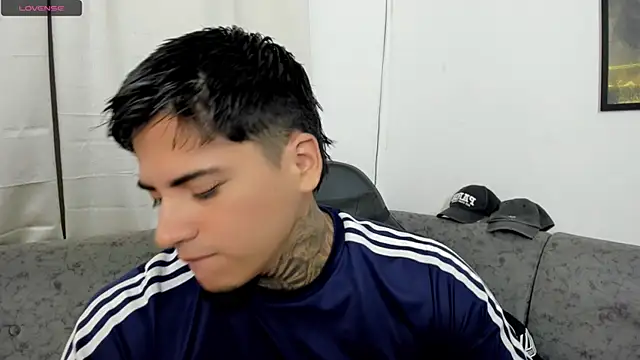 sweetlatinoboy online show from 07-25-26, 09:40